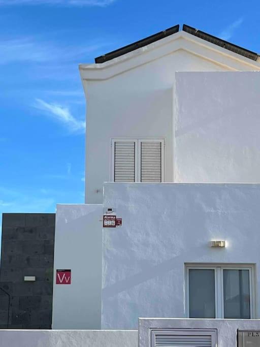 Lovely Villa Sanmar, Heated Pool Playa Blanca  Eksteriør bilde